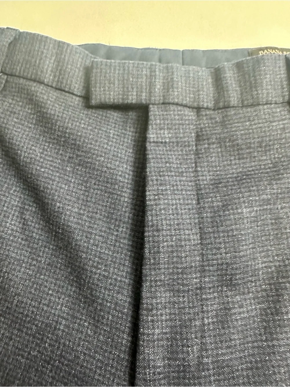 Banana Republic men’s size 38 slim fit‎ wool blend trousers